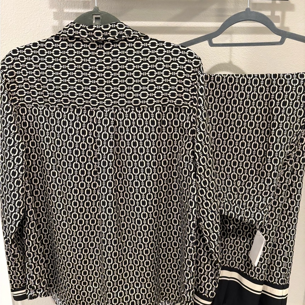 H&M Black and White Patterned Silky top and wide pants set - Picture 2 of 4